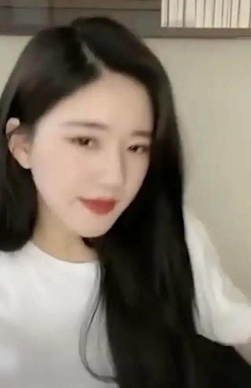 趙露思直播,青春活力與時(shí)尚魅力并存